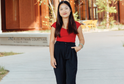Katherine Jeng '25 makes the most of small classes and the world of opportunities Rice offers